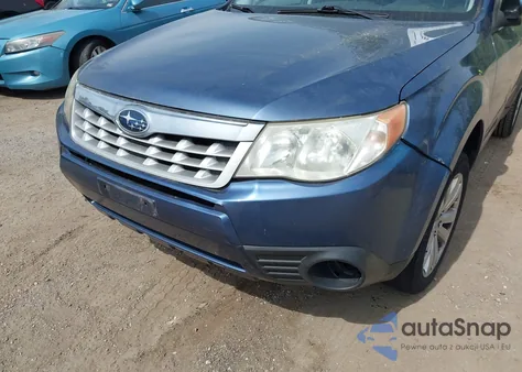 2011 Subaru Forester 2.5X Premium z USA, uszkodzony, nr VIN JF2SHADC8BH761845